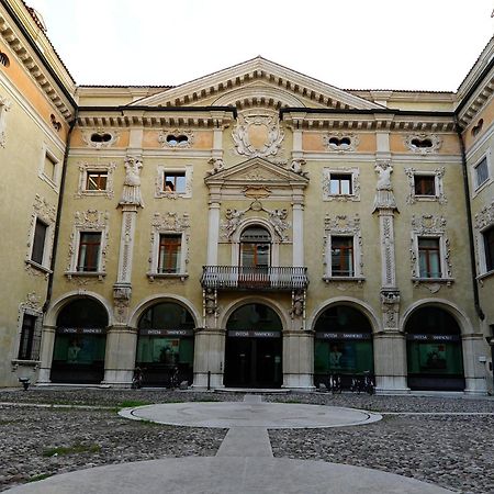 Готель Casa Museo Palazzo Valenti Gonzaga Мантуя Екстер'єр фото